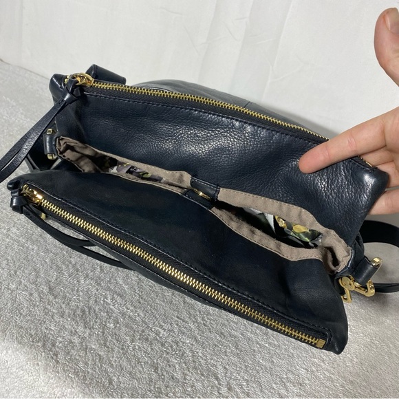 Margot Black Leather Crossbody Bag Purse Shoulder Bag - Picture 11 of 16